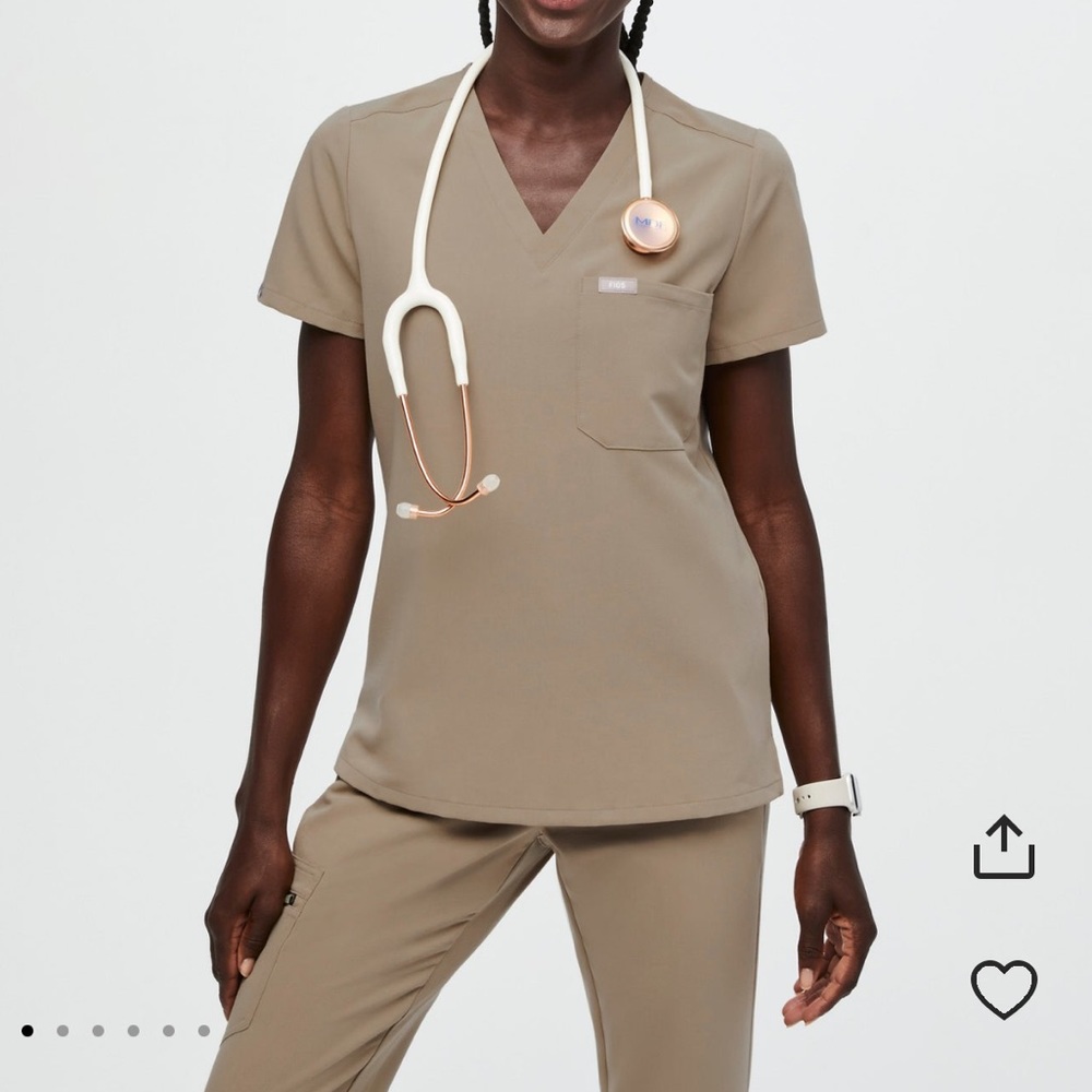 LATTE FIGS JOGGERS AND SCRUB TOP